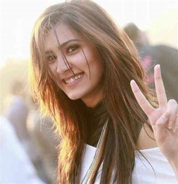 Aastha Gill Height, Weight, Net Worth, Age, Birthday, Wikipedia, Who, Nationality, Biography