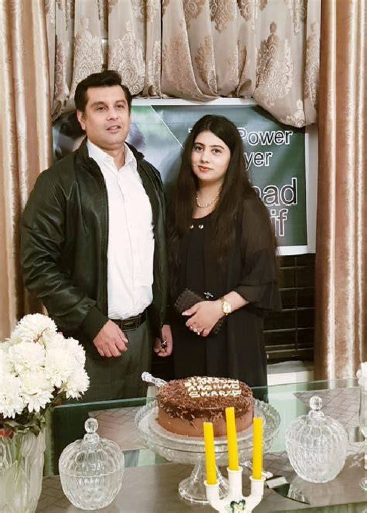 Arshad Sharif Wife Javeria Siddique: Meet His Father And Brother- Pakistani journalist Shot Dead In Kenya