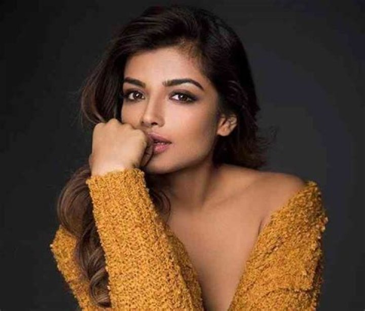 Ashna Zaveri Height, Weight, Net Worth, Age, Birthday, Wikipedia, Who, Instagram, Biography