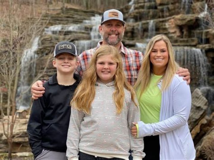 Coach Kenny Gajewski Wife Rachel Fox Gajewski and Family Life, Oklahoma Softball Ways To Go