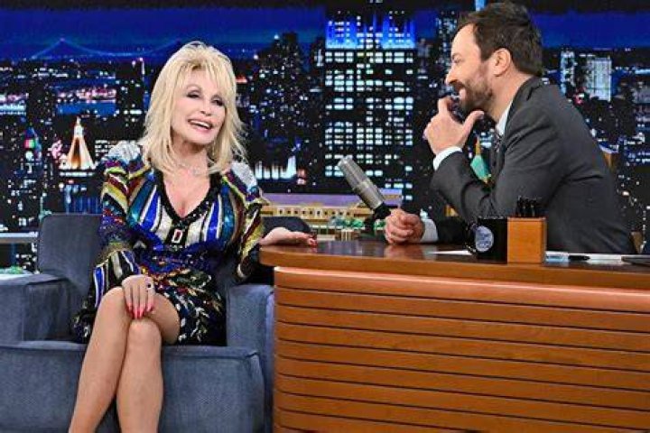 
Dolly Parton’s Call to Jimmy Fallon Left His Uber Driver Totally Starstruck: ‘Stay on the Road!’ 