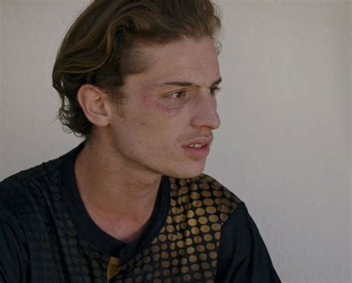 Idir Azougli Height, Weight, Net Worth, Age, Birthday, Wikipedia, Who, Instagram, Biography