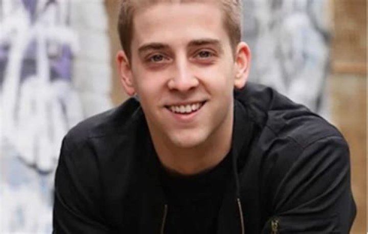 
Isaac Lupien Height, Weight, Net Worth, Age, Birthday, Wikipedia, Who, Nationality, Biography 