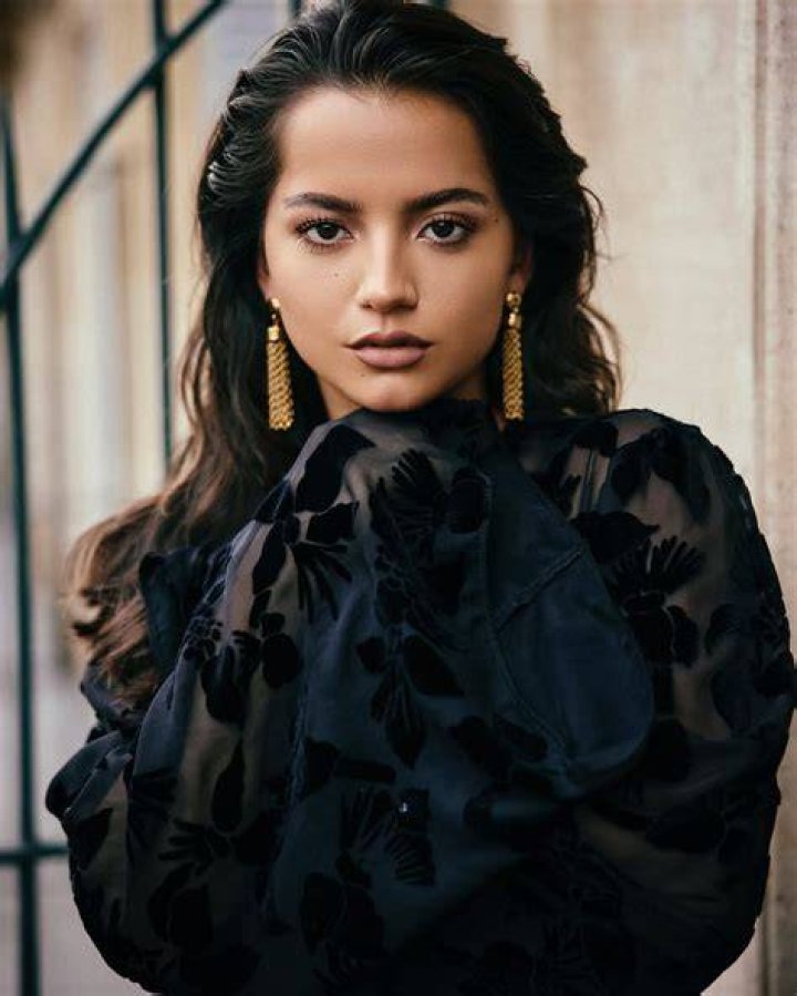 Isabela Merced Height, Weight, Net Worth, Age, Birthday, Wikipedia, Who, Nationality, Biography