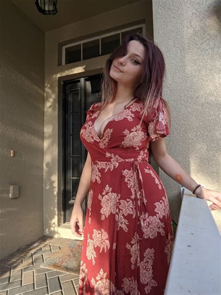 Katerino Height, Weight, Net Worth, Age, Birthday, Wikipedia, Who, Instagram, Biography