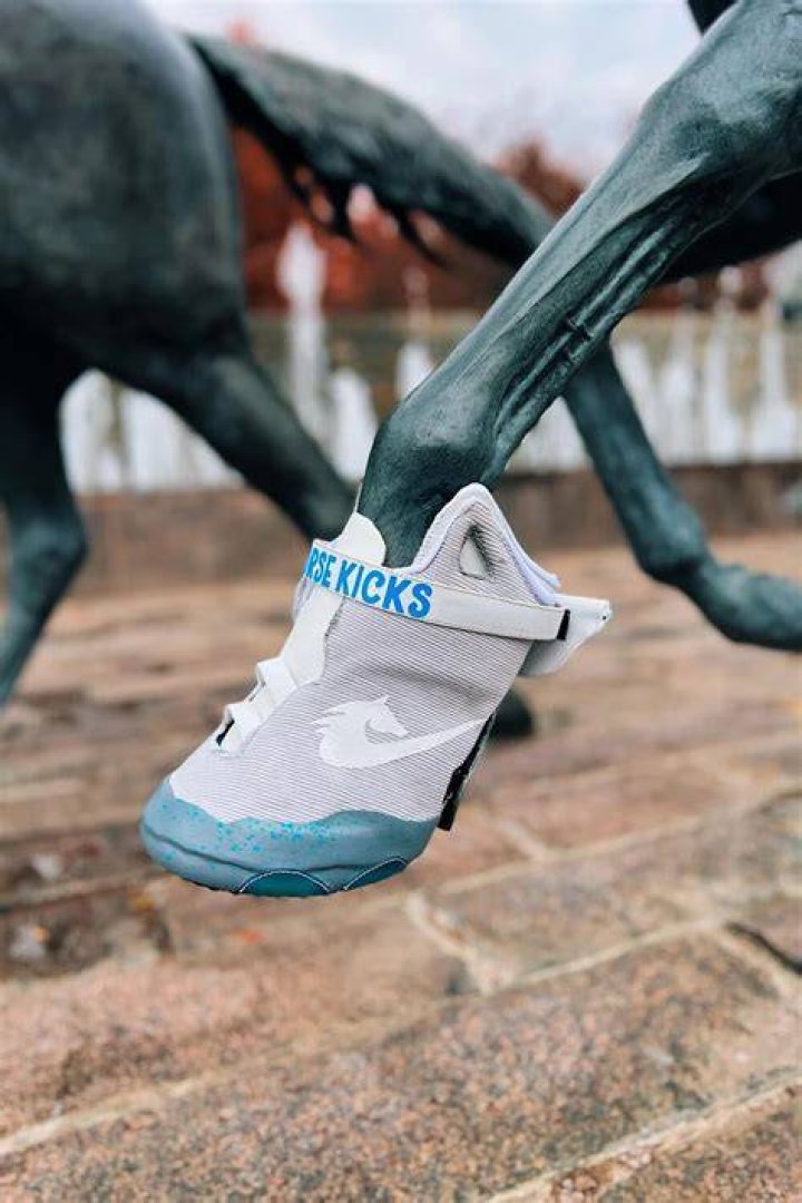 
Kentucky Man Makes ‘Horse Kicks’ — Sneakers for Race Horses Inspired by Nike and Adidas Shoes 