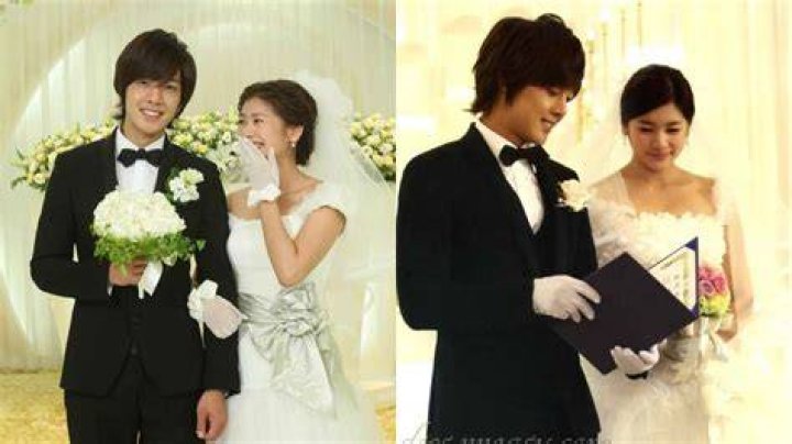 
Kim Joo-hyung’s Wife – Is He In A Relationship With Anyone? Here’s All We Know About 