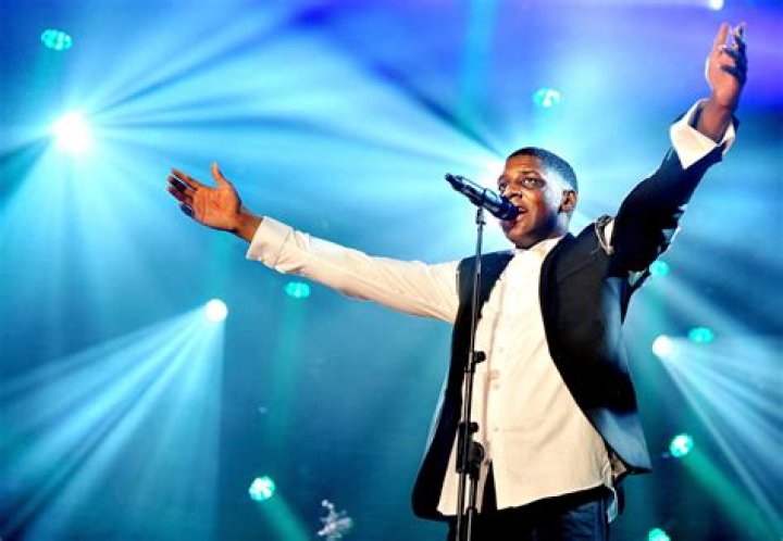 Labrinth Height, Weight, Net Worth, Age, Birthday, Wikipedia, Who, Instagram, Biography