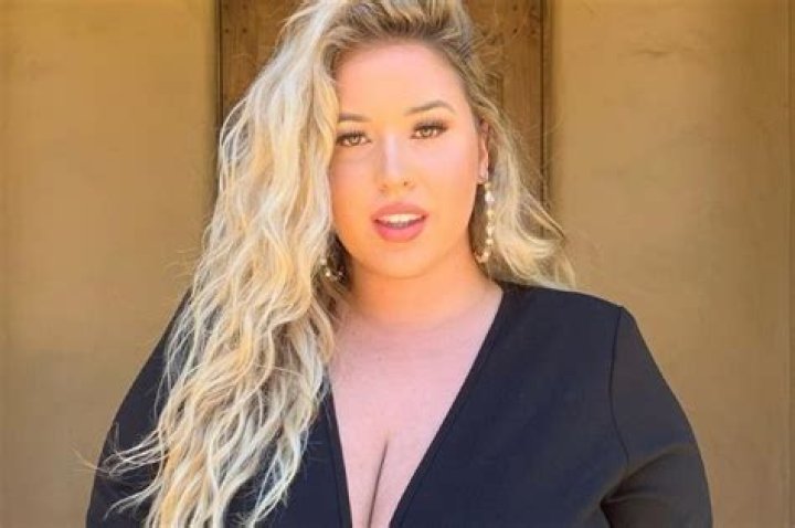 
Lauren Sangster Height, Weight, Net Worth, Age, Birthday, Wikipedia, Who, Nationality, Biography 