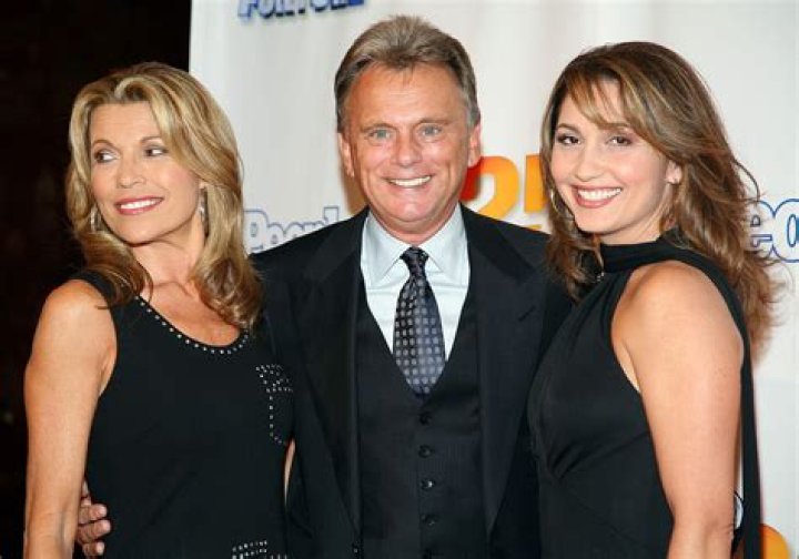 
Lesly Brown: Pat Sajak’s wife’s Bio, Age, Net Worth, Nationality, Sisters, Kids 