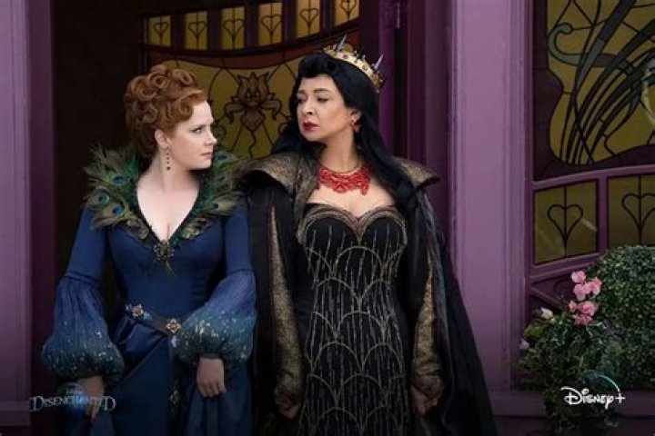 
Maya Rudolph Thinks Her Family Is ‘Going to Love’ Her Role as a Villain in Disney’s ‘Disenchanted’ 