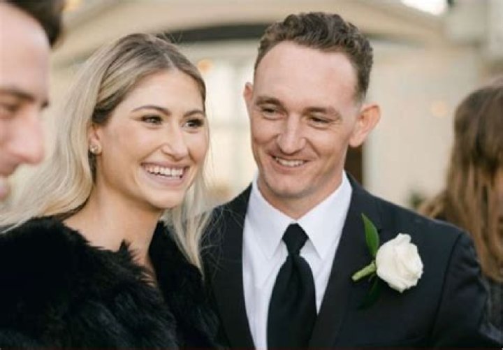 
Meet Austin Hays Wife Samantha, Dating Timeline And Children 