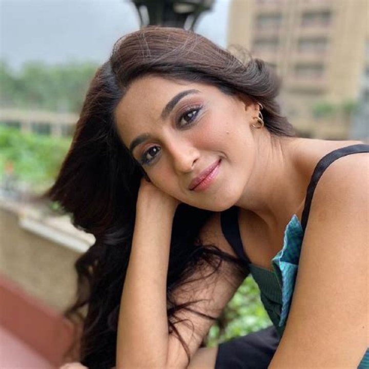 Mousha Khatri Height, Weight, Net Worth, Age, Birthday, Wikipedia, Who, Nationality, Biography