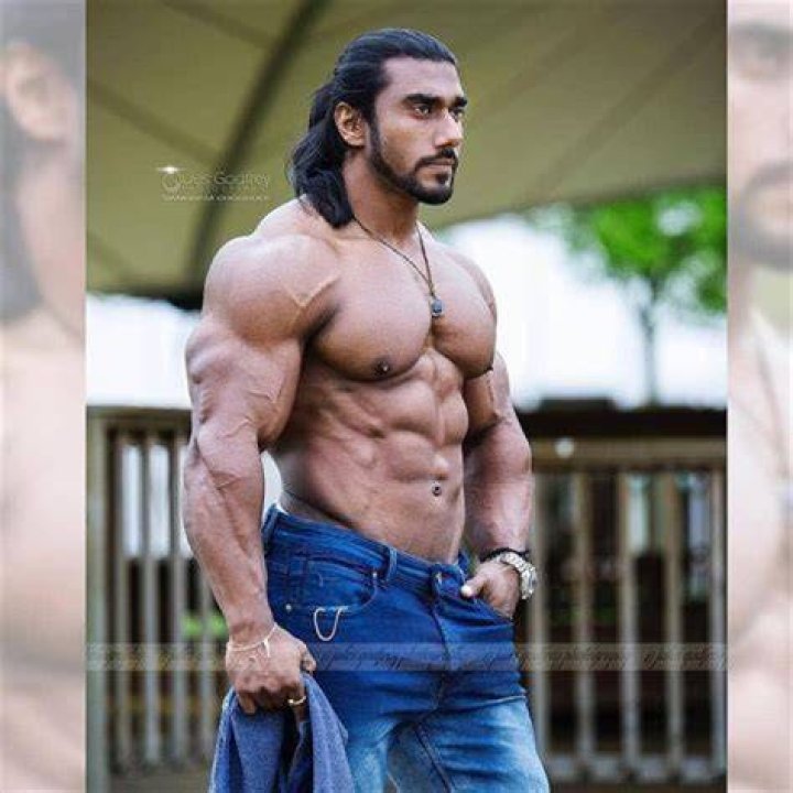 Raj Sharma Height, Weight, Net Worth, Age, Birthday, Wikipedia, Who, Instagram, Biography