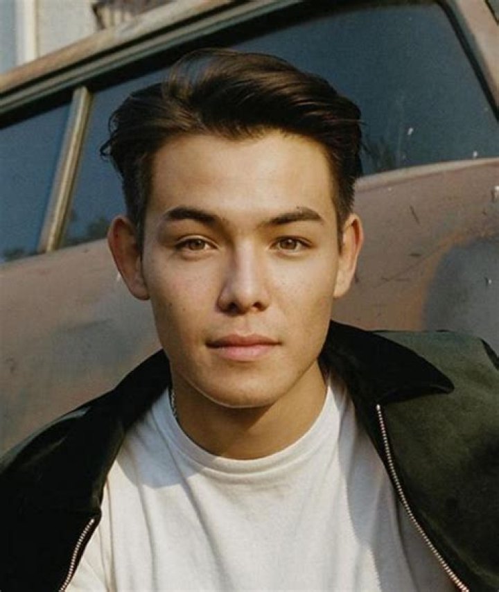  Ryan Potter