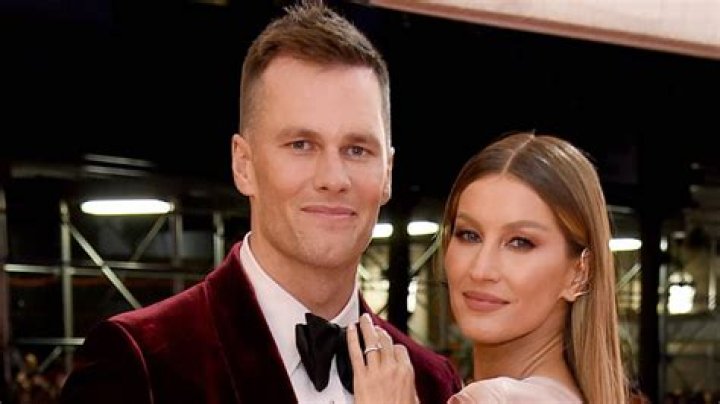 
Tampa Bay and Tom Brady Lose Game Following First Thanksgiving Since Gisele Bündchen Divorce 