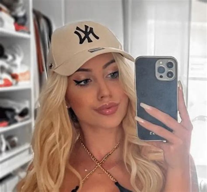  Vansessy (Vanessa)