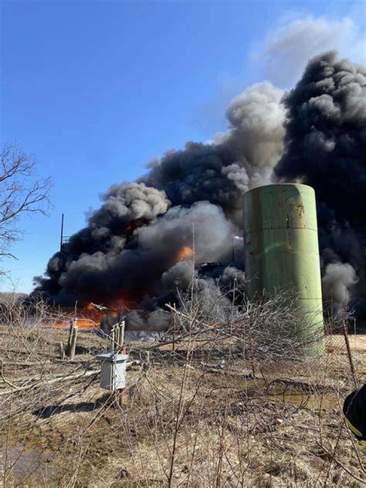
Wayland oil well fire: Crews respond to Allegan County, Michigan after large plume of smoke from tank farm 