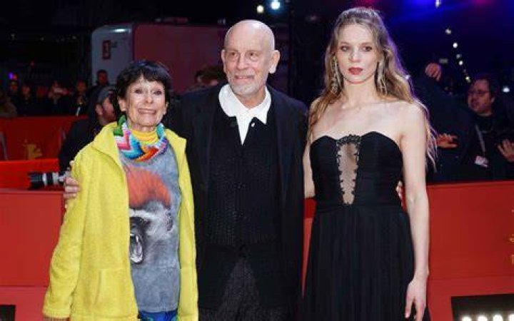 
Who are John Malkovichs Parents? John Malkovich Biography, Parents Name, Nationality and More 