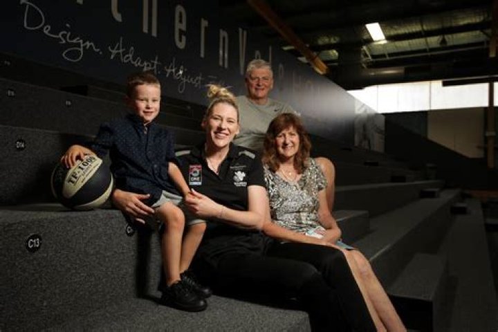 
Who are Lauren Jacksons Parents? Lauren Jackson Biography, Parents Name and More 