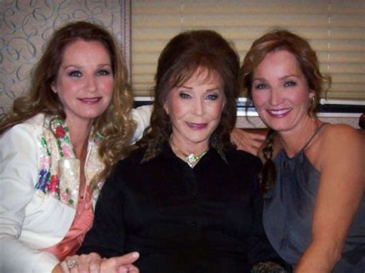 Who are Loretta Lynns Parents? Loretta Lynn Biography, Parents Name and More