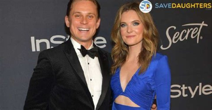 
Who are Meghann Fahys Parents? Meghann Fahy Biography, Parents Name, Nationality and More 