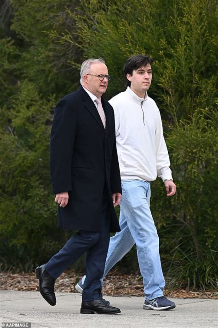 
Who Is Nathan Albanese Dating In 2022? Relationship Timeline Of Anthony Albanese Son 