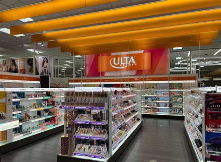
Who Is Shelley Haus From Ulta Beauty And What Type Of Cancer Did She Have? 